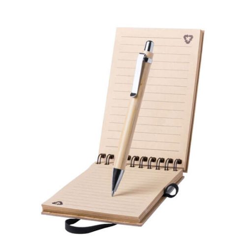 Personalizirani notes s crtama